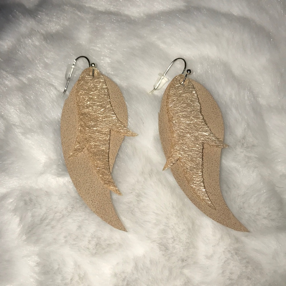 Light tan leather earrings